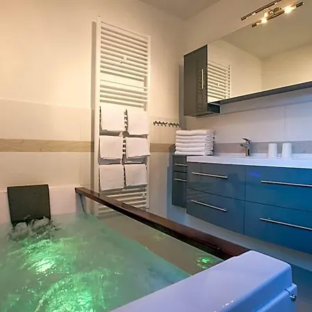 Alpine - Premium Family And Natural Swimming Pond