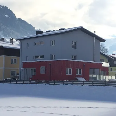 Apart-hotel Alpine - Premium Family And Natural Swimming Pond Bad Hofgastein